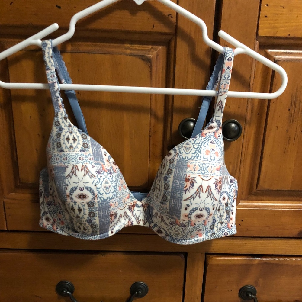 Victoria’s Secret bra